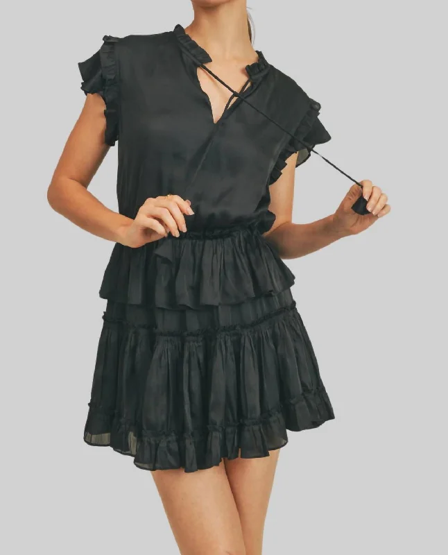 Short Sleeve Ruffle Dress In Black