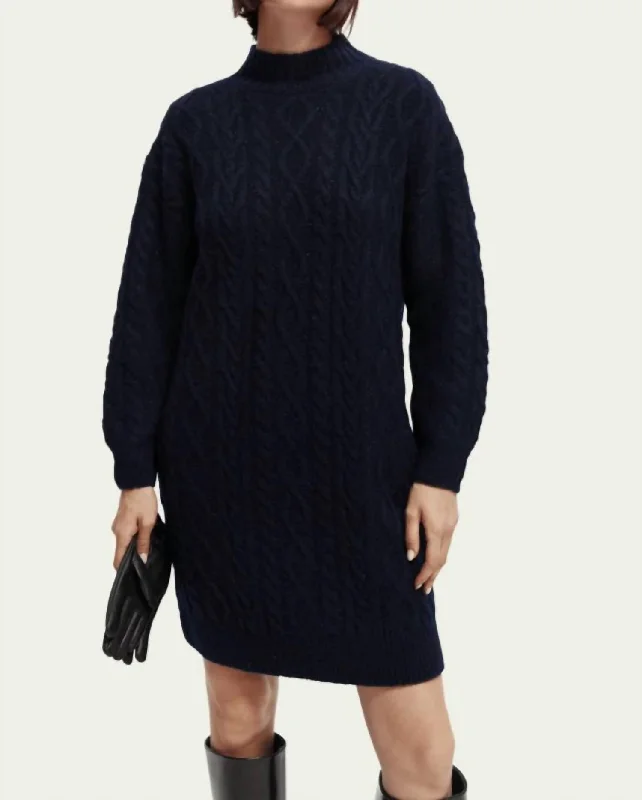 Cable Knit Sweater Mini Dress In Black