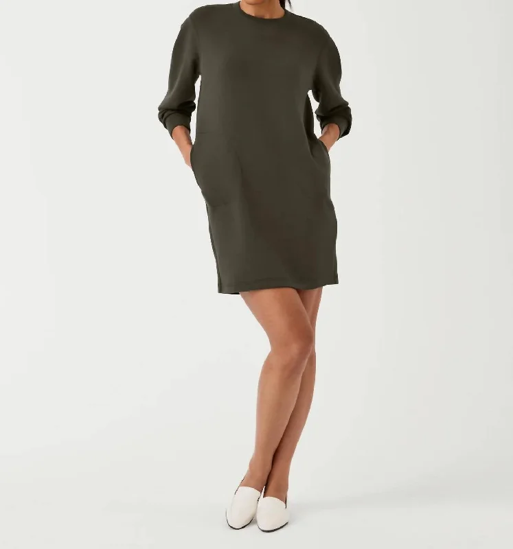 Airessentials Crewneck Dress In Dark Palm