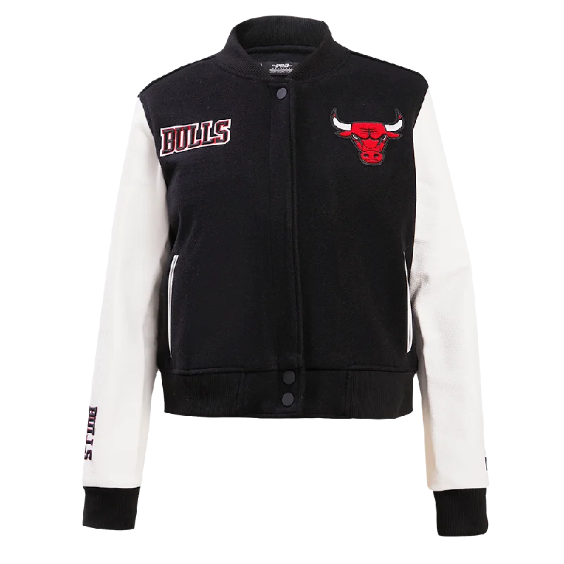 CHAMARRA UNIVERSITARIA NBA CHICAGO BULLS CLASSIC ESSENTIALS PARA MUJER