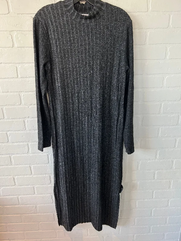 Dress Sweater By For The Republic In Black & Grey, Size: L