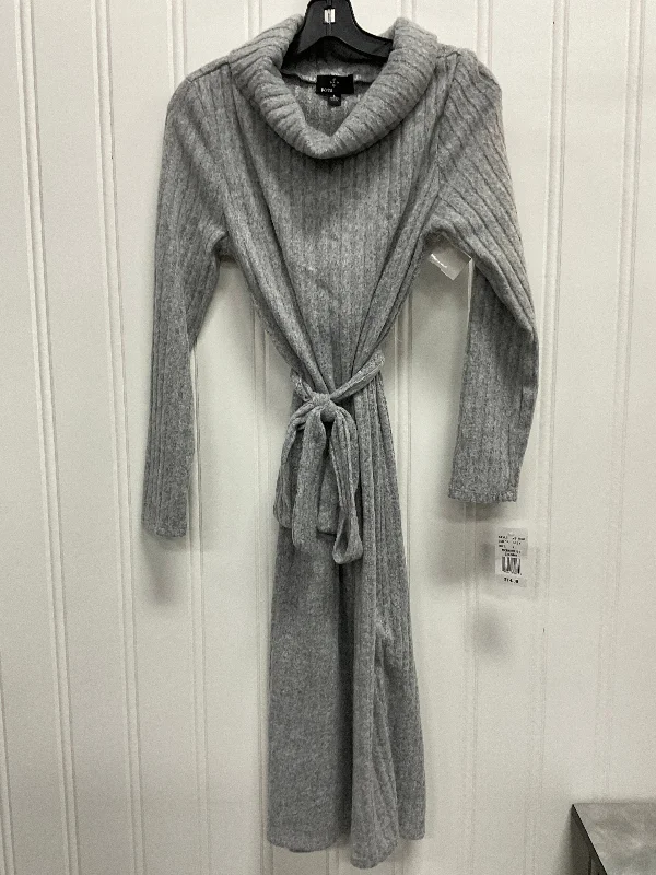 Dress Sweater By Ronnie Nicole In Grey, Size: L